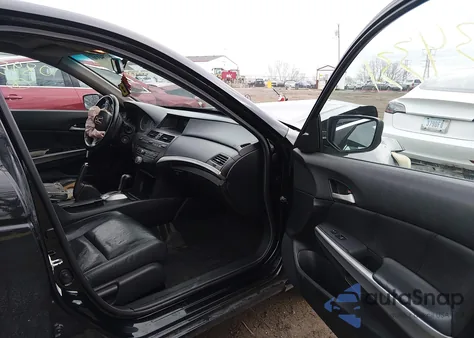 2008 Honda Accord 2.4 Ex-L from USA, damaged, VIN 1HGCP26898A089558